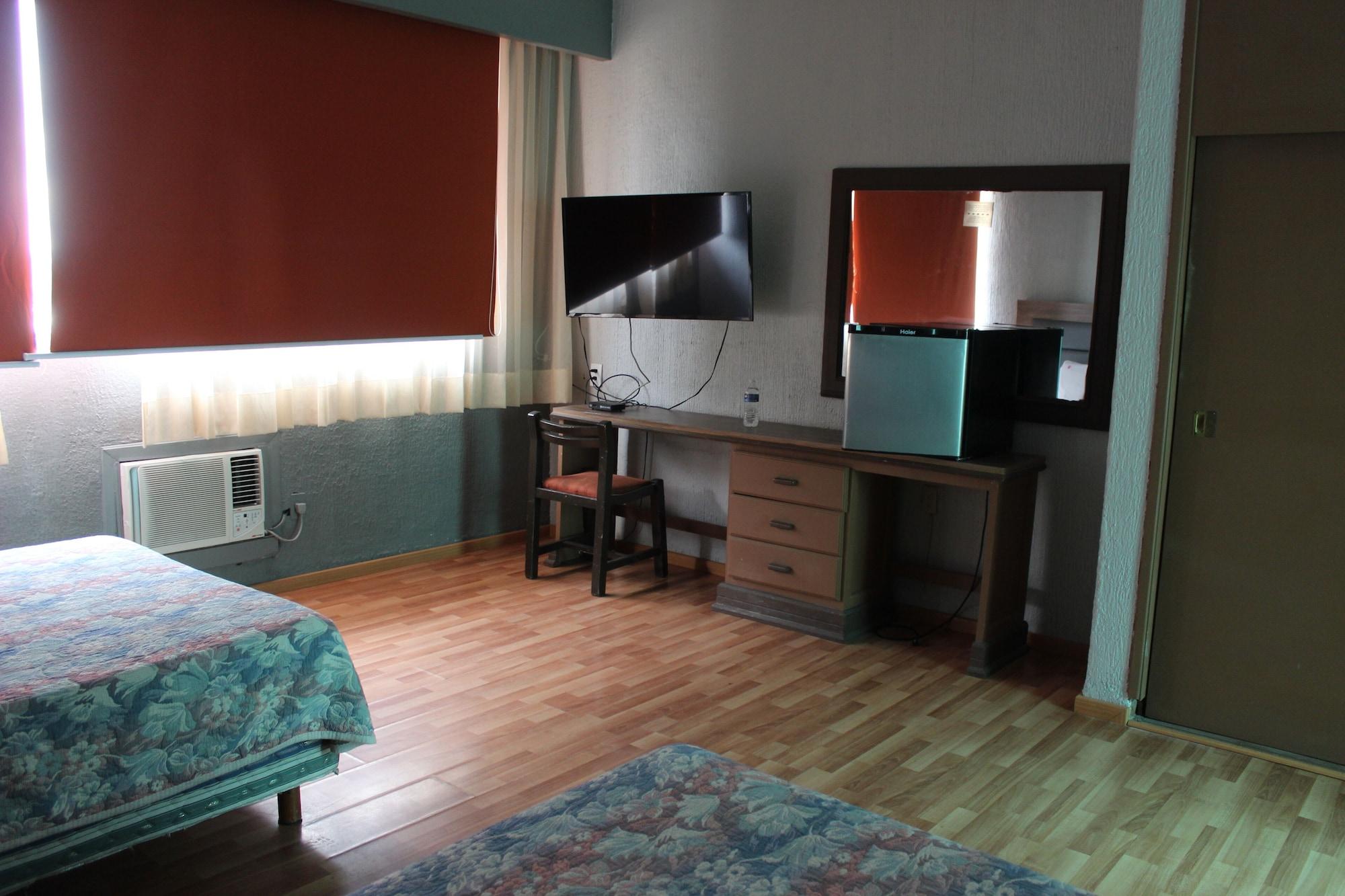 Oyo Nueva Galicia Hotel Guadalajara Buitenkant foto