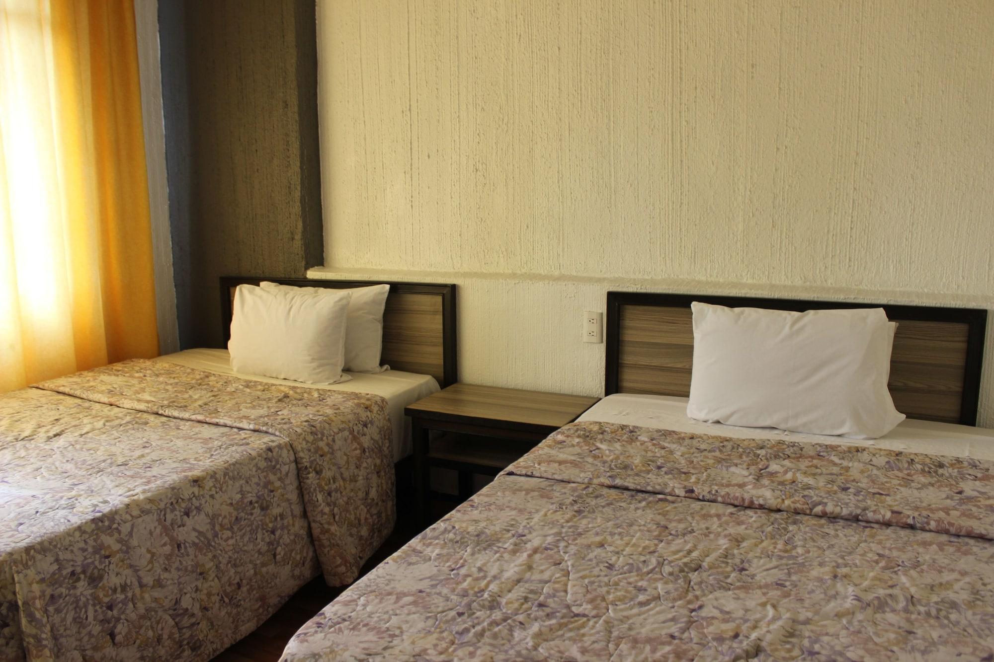 Oyo Nueva Galicia Hotel Guadalajara Buitenkant foto
