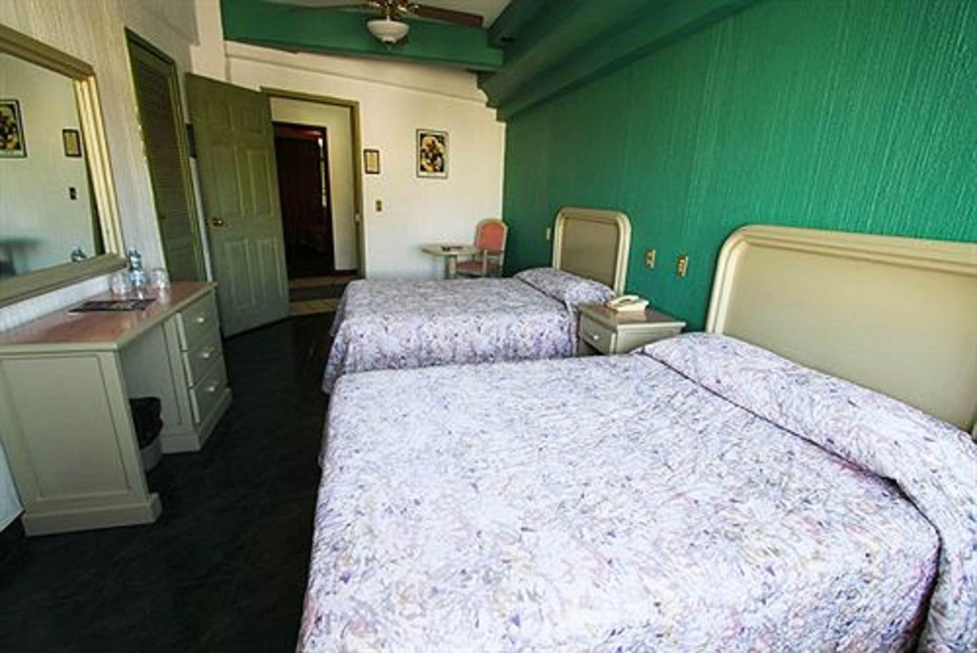 Oyo Nueva Galicia Hotel Guadalajara Buitenkant foto