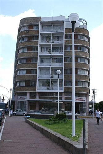 Oyo Nueva Galicia Hotel Guadalajara Buitenkant foto