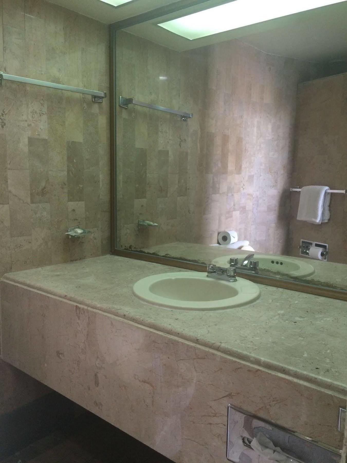 Oyo Nueva Galicia Hotel Guadalajara Buitenkant foto