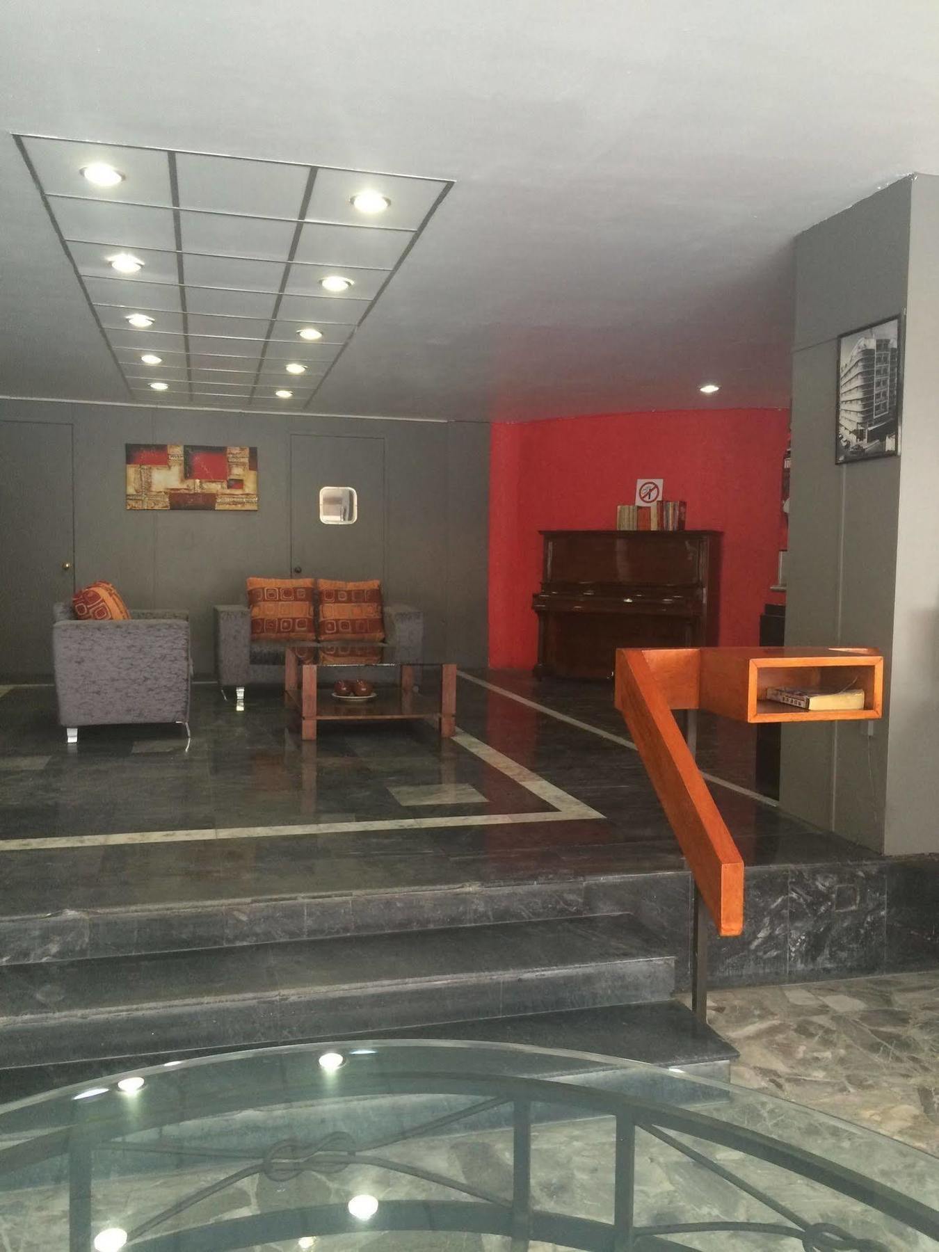 Oyo Nueva Galicia Hotel Guadalajara Buitenkant foto
